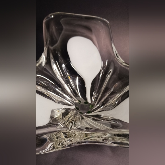 White and Clear Organic Shape Glass Bowl Murano Style - Picture 8 of 8